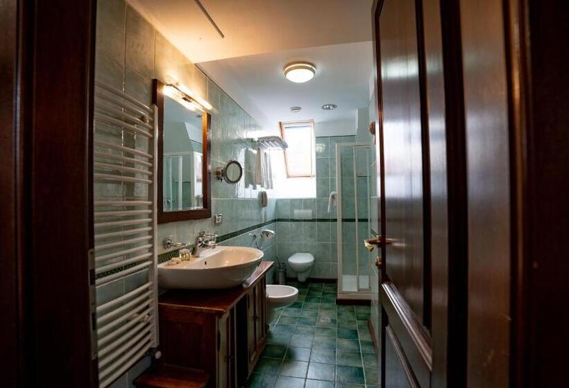 스위트, House Of Dracula