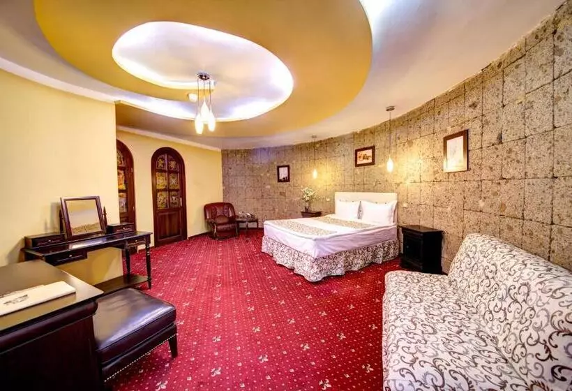 اتاق لوکس, House Of Dracula