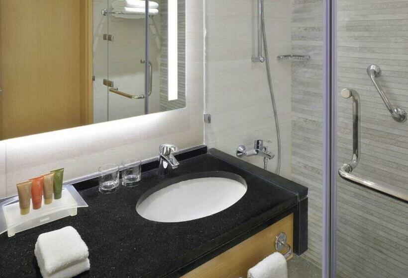 اتاق سوپریور, Mövenpick Hotel Amman