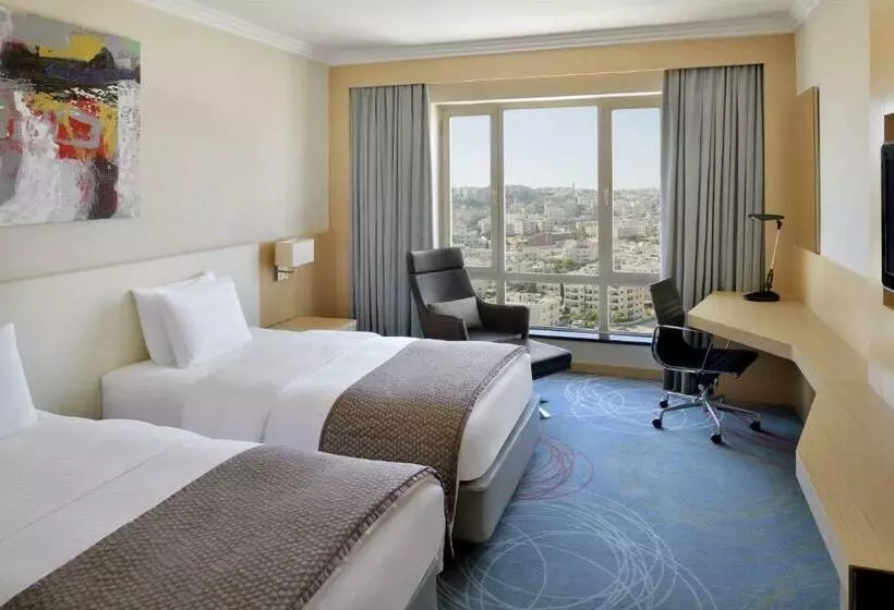 スーペリアールーム, Mövenpick Hotel Amman