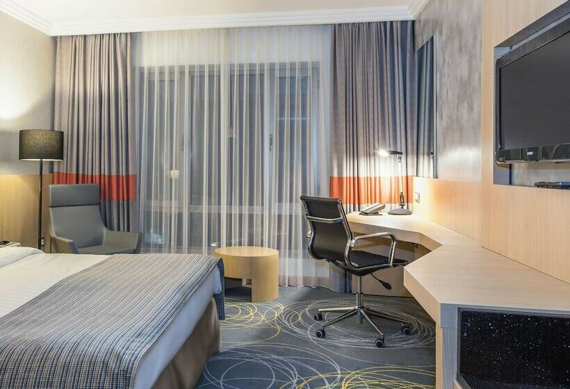 اتاق سوپریور, Mövenpick Hotel Amman