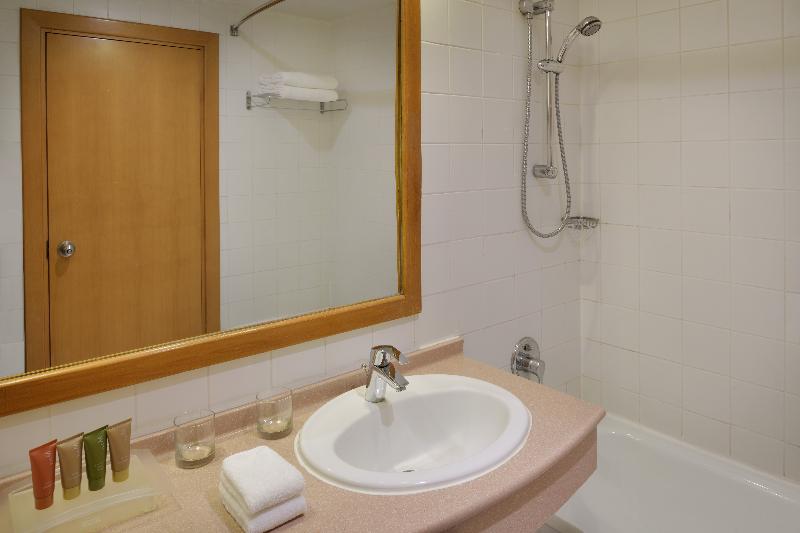 اتاق کلاسیک با تخت دونفره, Mövenpick Hotel Amman