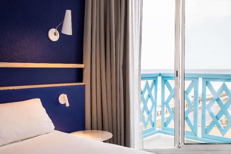 جناح جونيور, Palazzo Guiscardo Pietrasanta