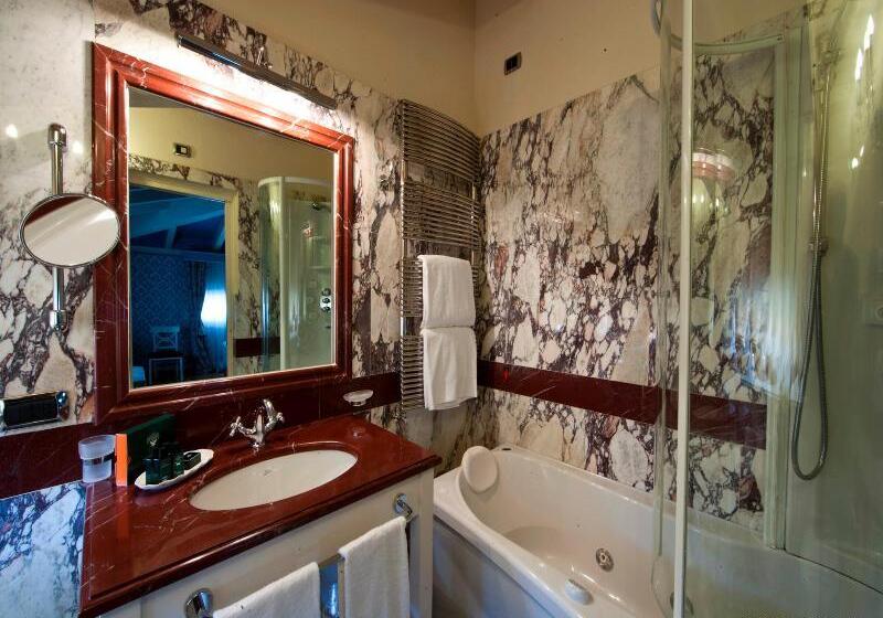 غرفة سوبيريور, Palazzo Guiscardo Pietrasanta