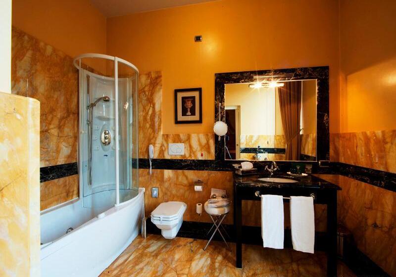 غرفة سوبيريور, Palazzo Guiscardo Pietrasanta