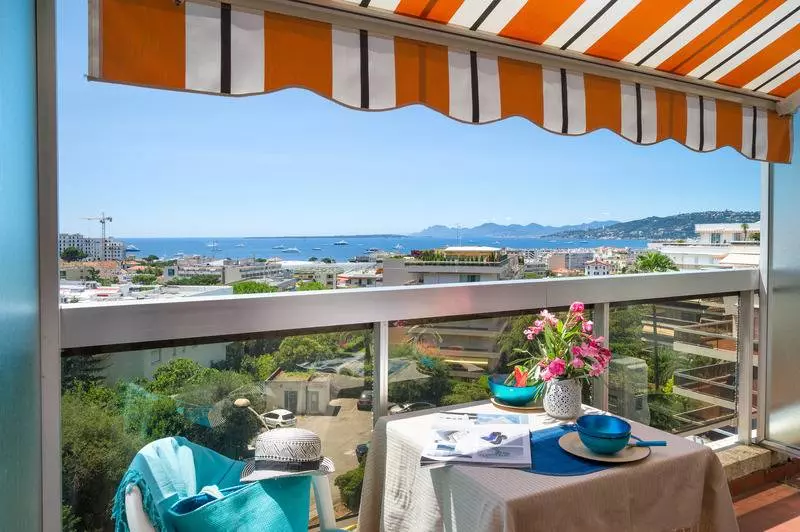 استودیوی استاندارد با چشم‌انداز دریا, Residence Pierre & Vacances La Rostagne
