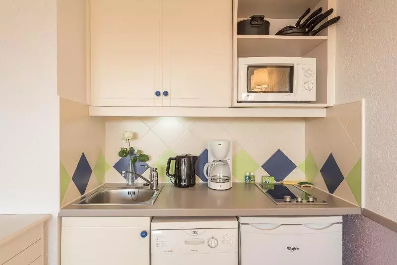 استودیوی استاندارد با چشم‌انداز دریا, Residence Pierre & Vacances La Rostagne