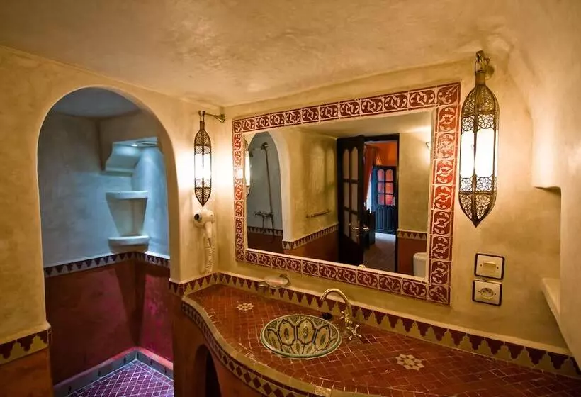 スタンダード4人部屋, Riad Maison Du Sud