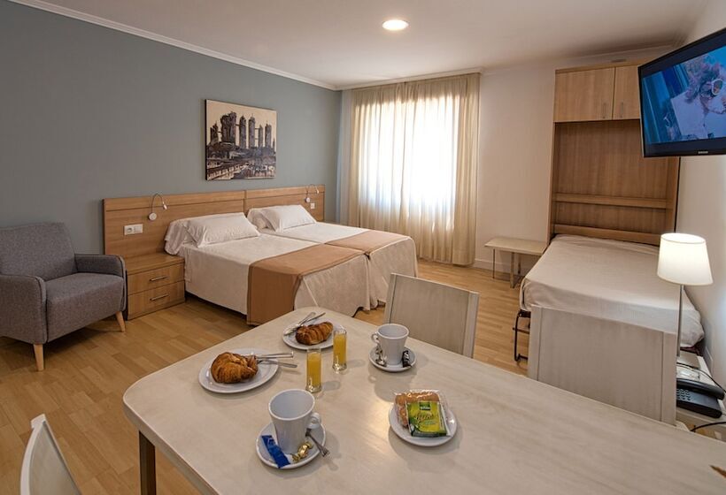 スタンダードトリプルルーム, Apartamentos Dabarca