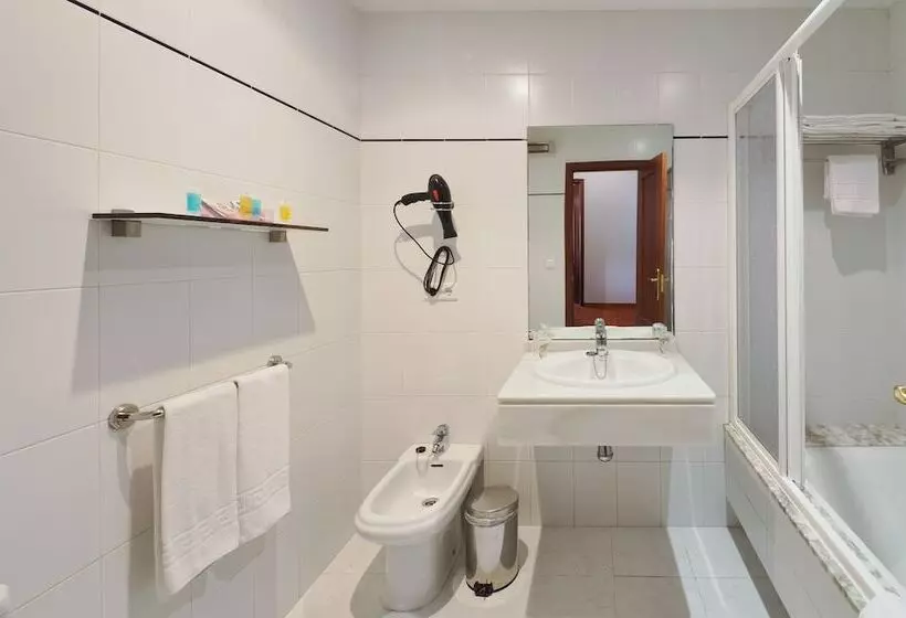 اتاق خانوادگی, Apartamentos Dabarca