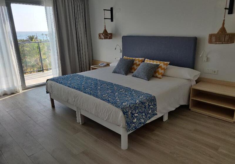 Полулюкс, Cabogata Jardín