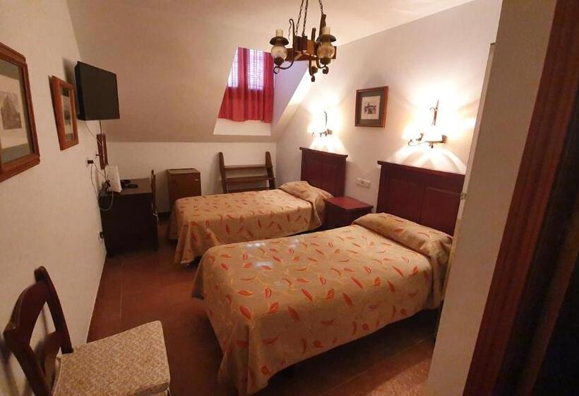 标准间内部标间, Coso Viejo