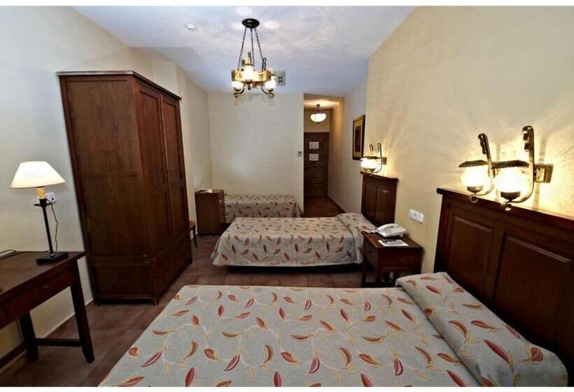 标准三人间, Coso Viejo