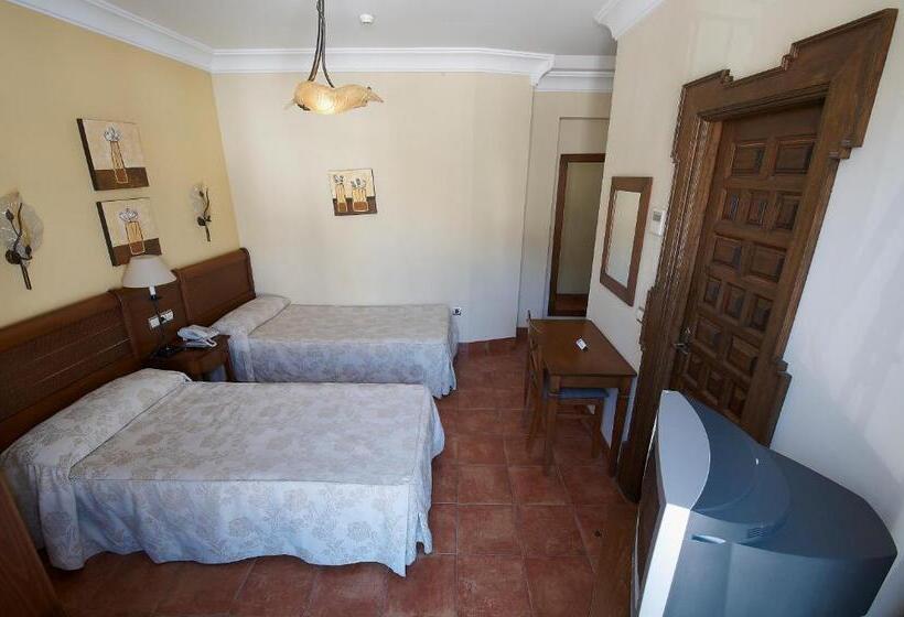 标准间内部标间, Coso Viejo