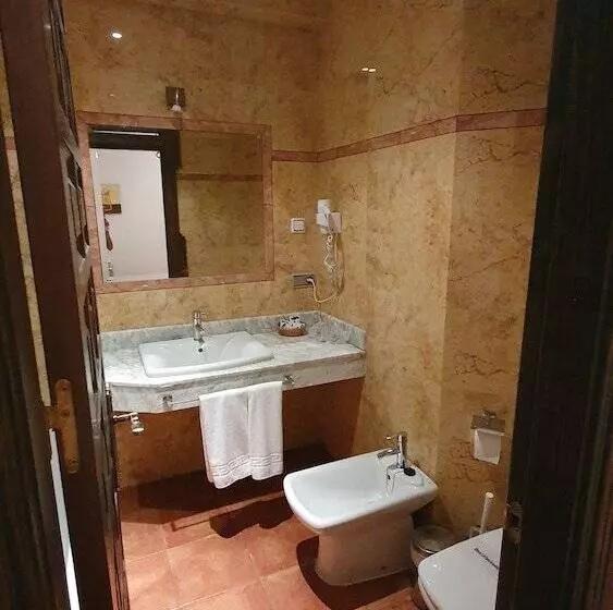 اتاق استاندارد اینتریور, Coso Viejo