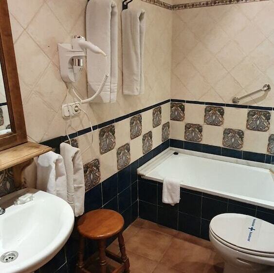 标准间内部标间, Coso Viejo