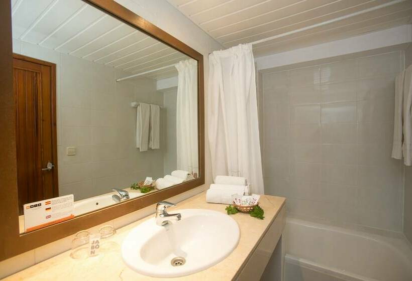 Номер Economy, O7 Colombo