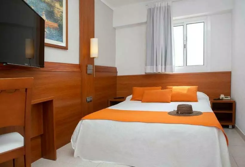 Habitación Estàndard Individual, O7 Colombo