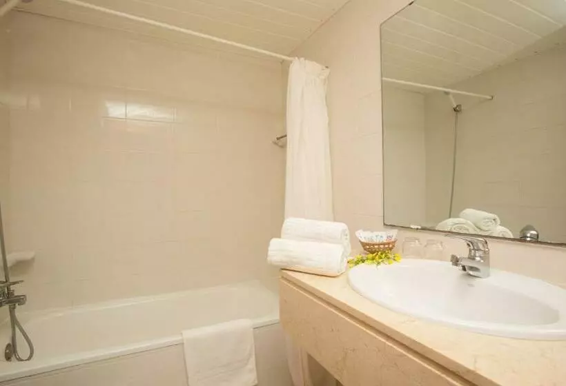 Habitación Estàndard Individual, O7 Colombo