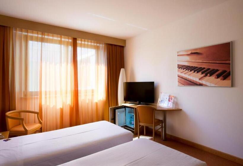 Номер Стандарт, Montemezzi