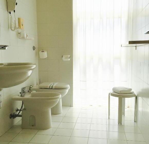 Triple Room Sea View, Savoy