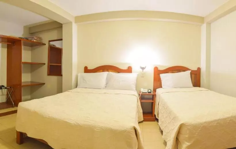 اتاق راحتی سه تخته, Takana Inn