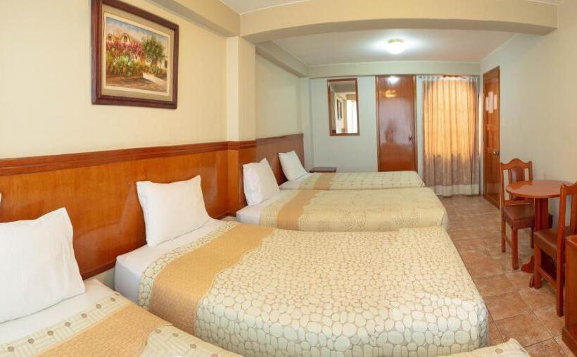 חדר סטנדרט לארבעה, Takana Inn