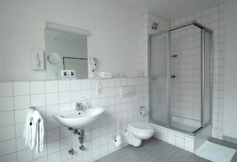 اتاق استاندارد, Cvjm Düsseldorf Hotel & Tagung