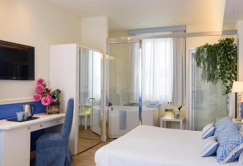 ハイドロマッサージバス付きジュニアスイート, Adua & Regina Di Saba Wellness & Beauty