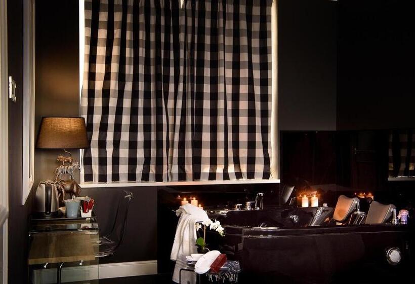 ハイドロマッサージバス付きジュニアスイート, Adua & Regina Di Saba Wellness & Beauty