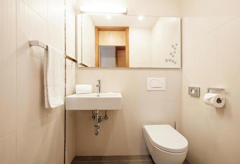 سوییت خانوادگی, Ajda Terme 3000 Sava Hotels & Resorts