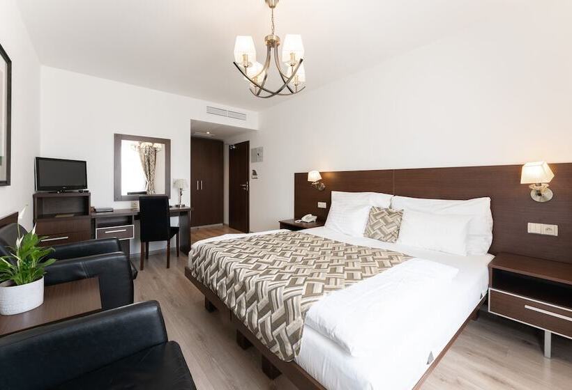 اتاق استاندارد, Antares