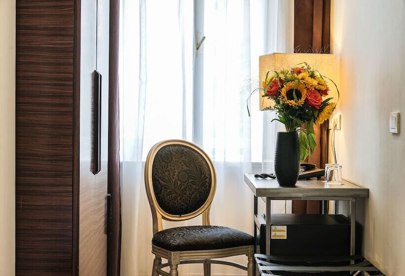 اتاق استاندارد یک نفره, Assenzio Prague