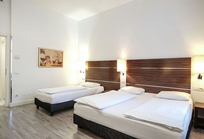 اتاق استاندارد سه نفره, Assenzio Prague