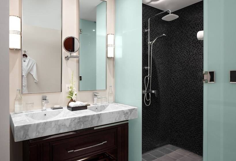 اتاق لوکس, Azerai La Residence Hue