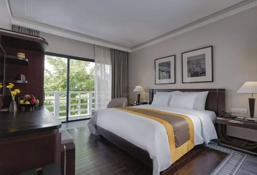 ガーデンビュースーペリアールーム, Azerai La Residence Hue