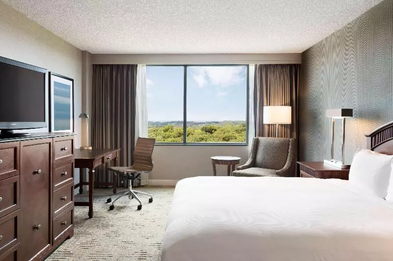 デラックスルーム, Azerai La Residence Hue
