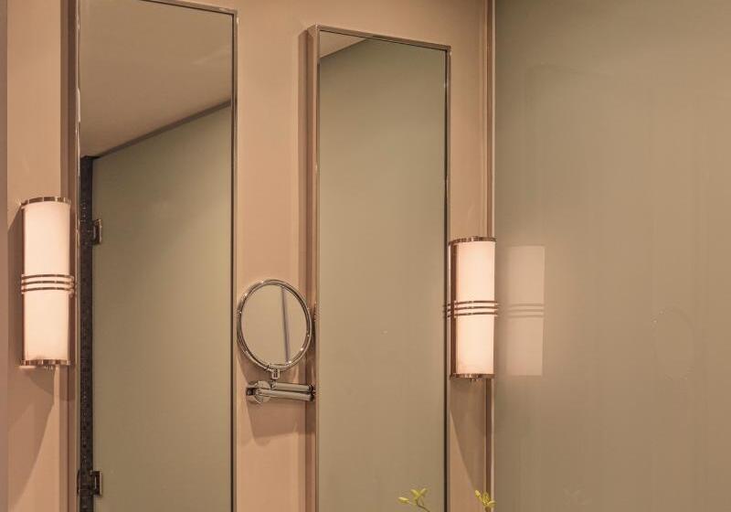 اتاق سوپریور با چشمانداز رودخانه, Azerai La Residence Hue