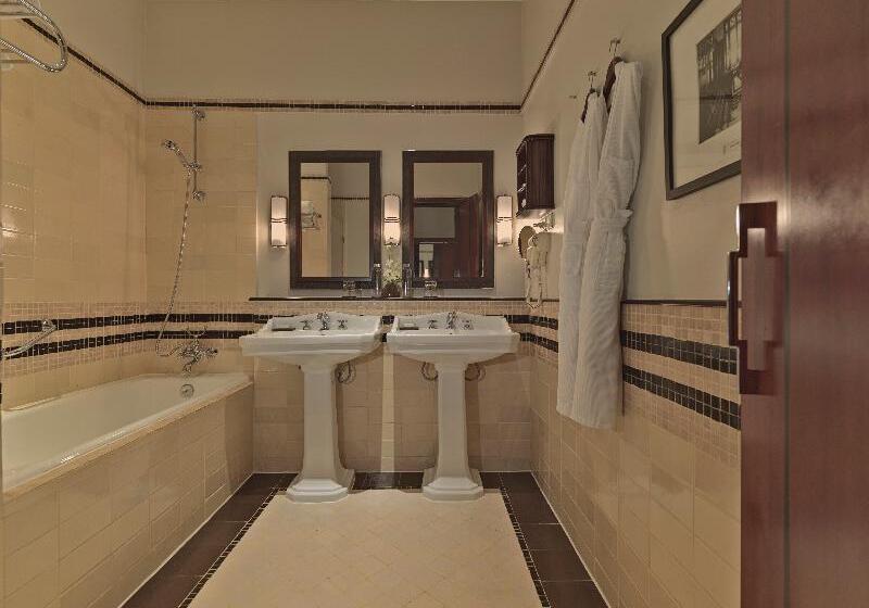 اتاق لوکس, Azerai La Residence Hue