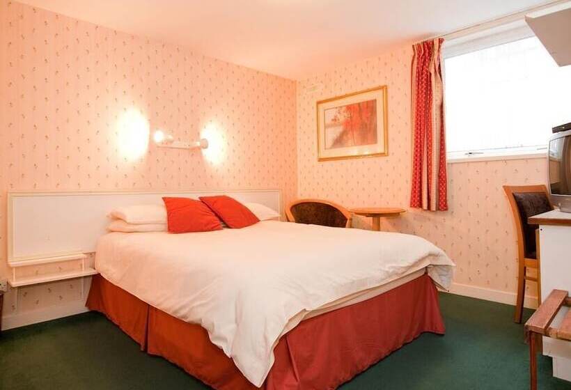 Номер Стандарт, Castletown