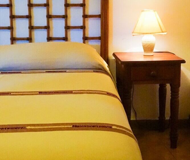 اتاق استاندارد, Don Udo S