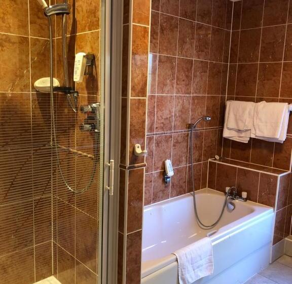 ファミリールーム, Elfordleigh