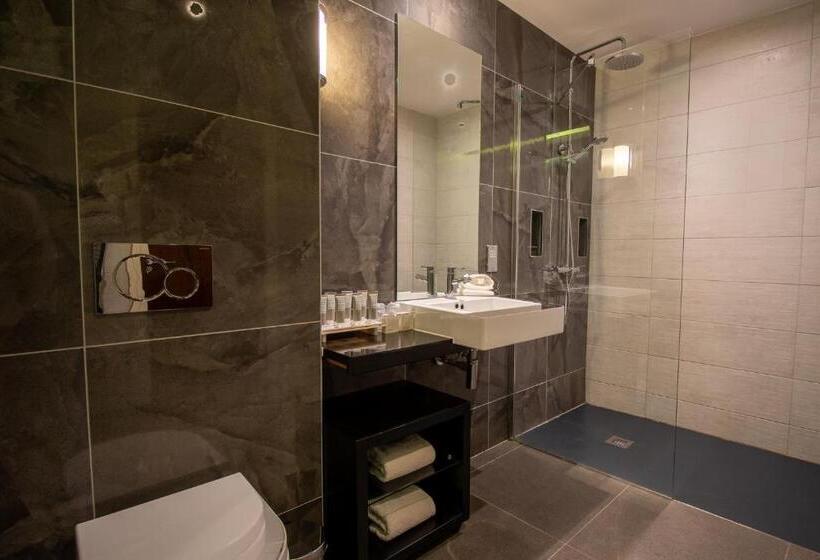 سوییت جونیور, Fota Island Hotel And Spa