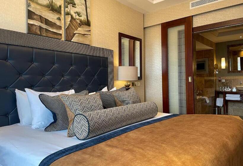 디럭스 스위트, Fota Island Hotel And Spa