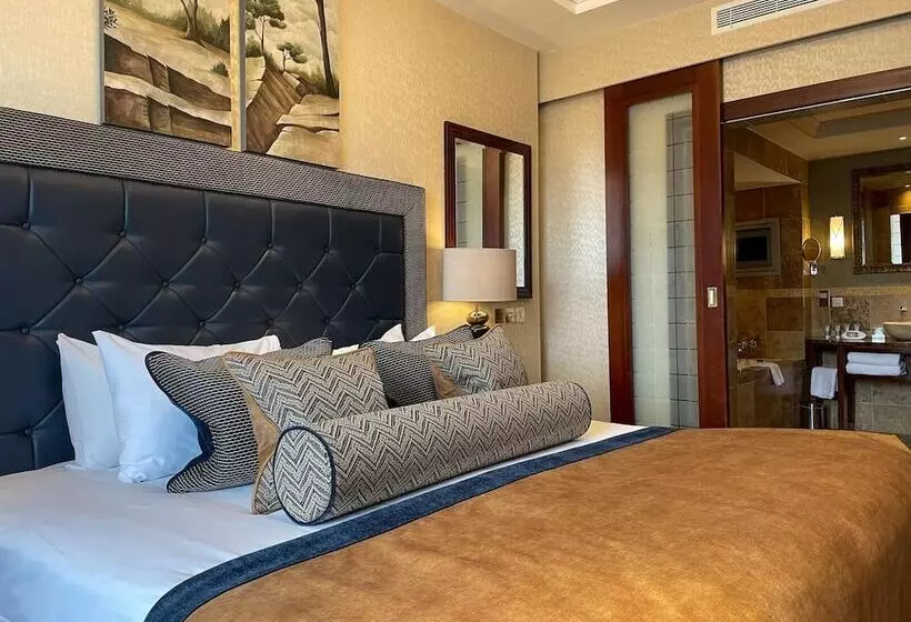 デラックススイート, Fota Island Hotel And Spa