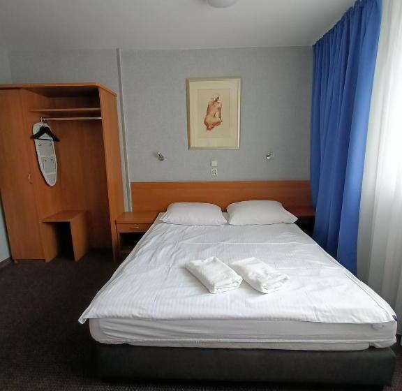 اتاق استاندارد, Pomorski