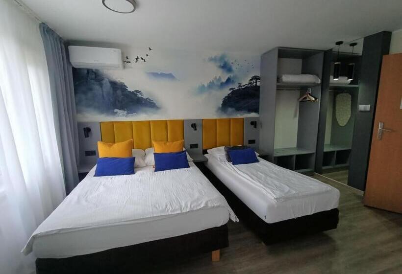 اتاق خانوادگی, Pomorski