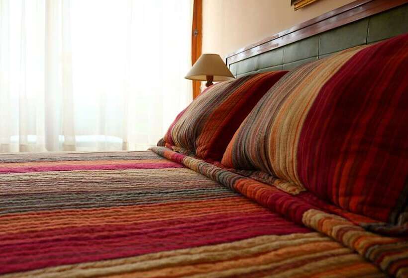 スーペリアの４人部屋, San Martin