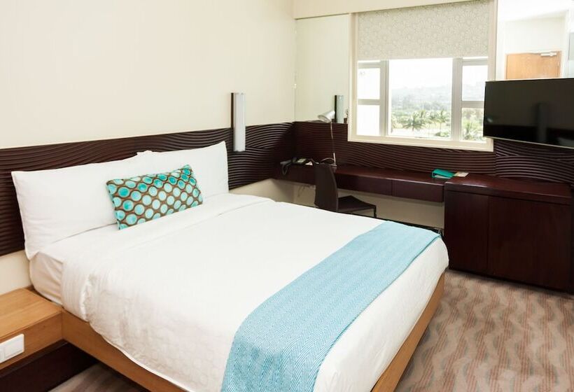 غرفة قياسية مطلّة علي البحر, Suncoast Hotel & Towers