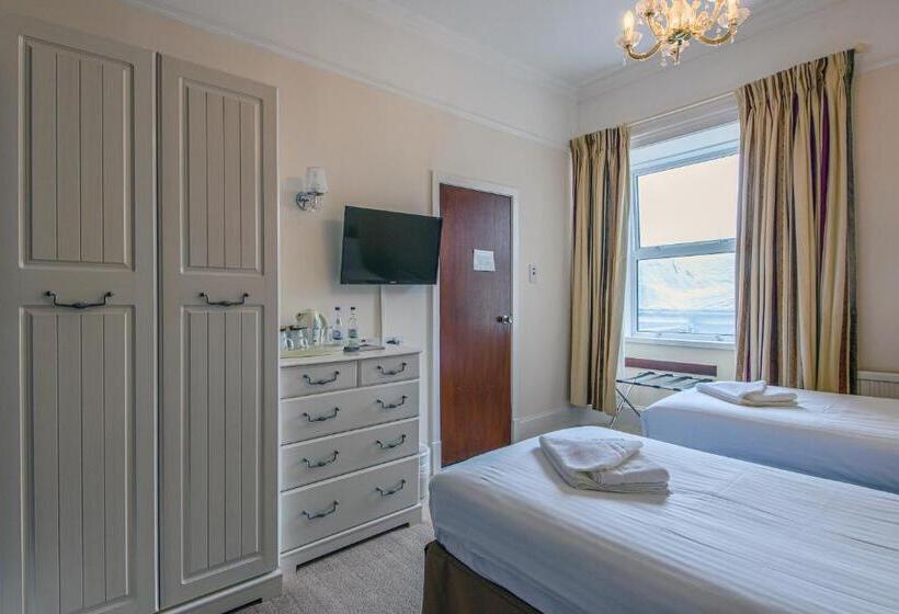 Номер Стандарт, The Portland